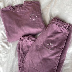 7 Days Active Crewneck and Sweatpants Set
